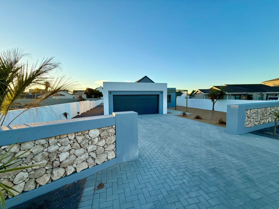 3 Bedroom Property for Sale in Country Club Western Cape